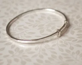 Textured bangle